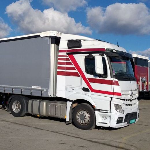 Mercedes-Benz Actros 1845