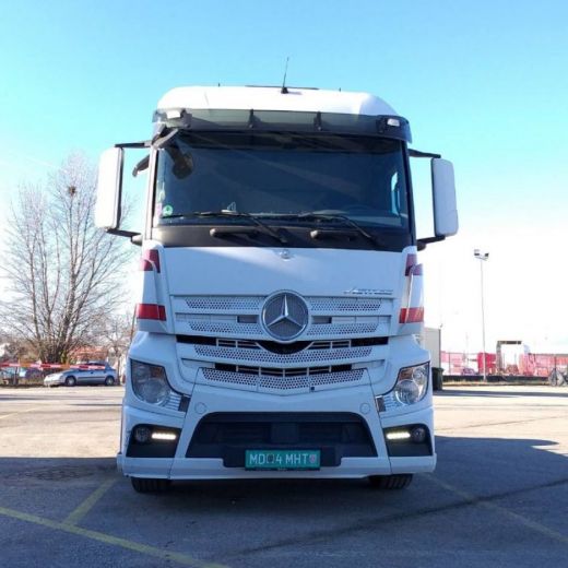 Mercedes-Benz Actros 1845