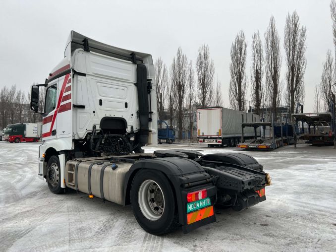 Mercedes-Benz Actros 1845
