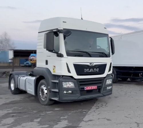 Cargovis продає вантажівку MAN TGS 18.480 щасливому покупцеві